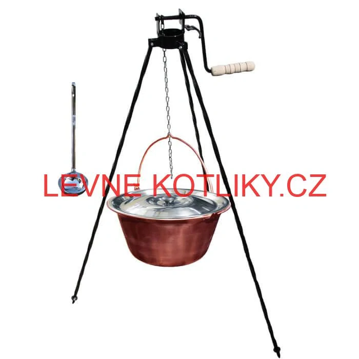 Měděný kotlík 10 L (1,2 mm) + poklice + stojan s kladkou VAR
