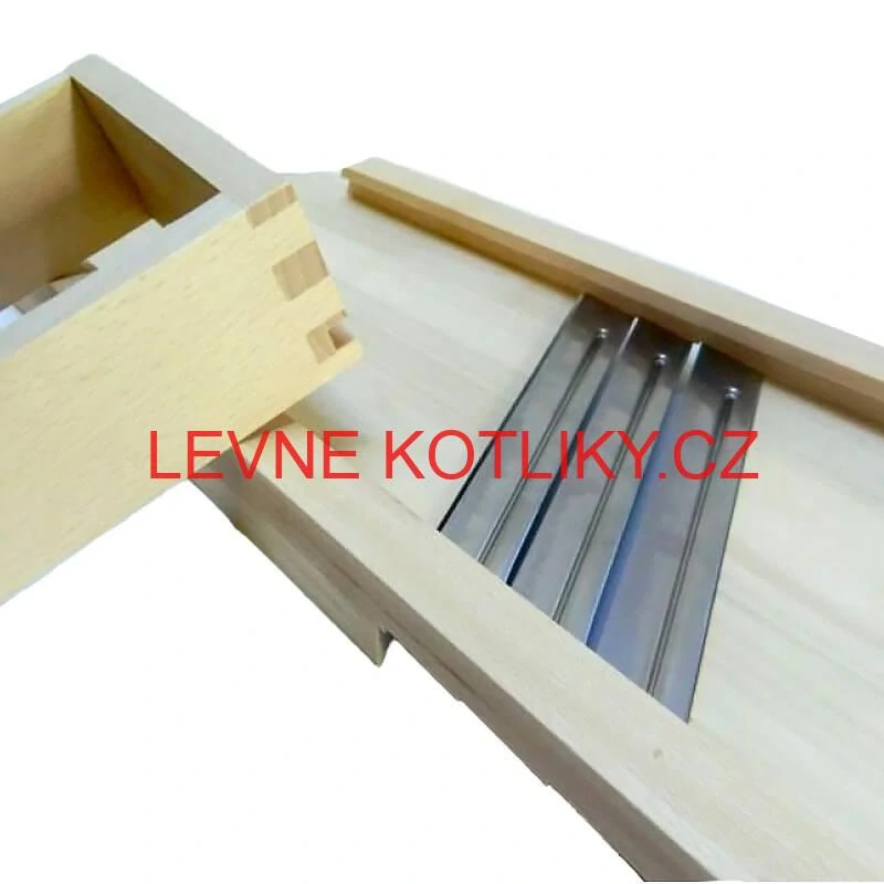 Ruční dřevěný kráječ zelí 3 nože 56 x 19 cm (malý)