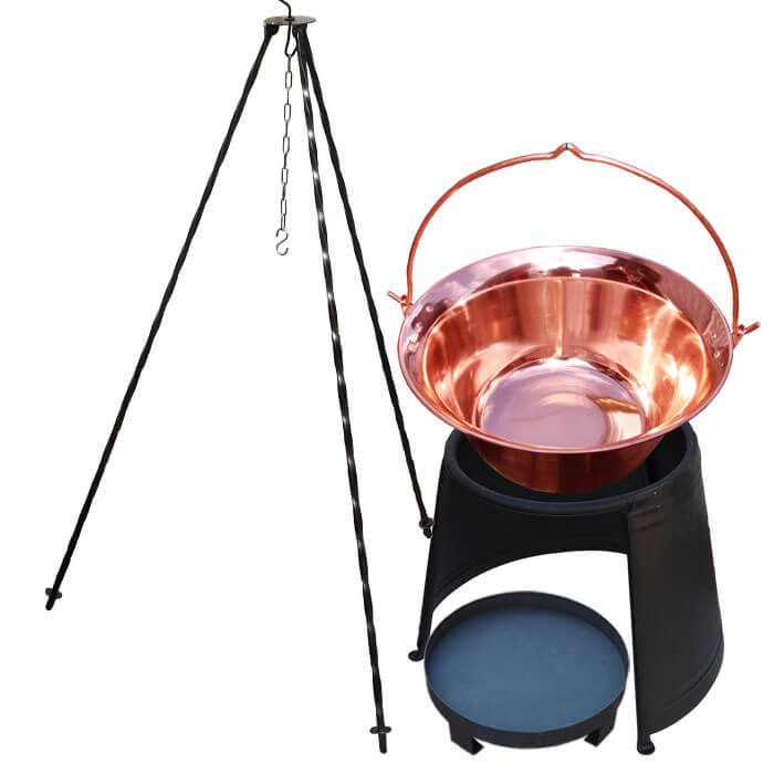 Měděný kotlík 6 L (1,2 mm) + chránič plamene 32 cm + ohniště 36 cm + trojnožka 1,2 m